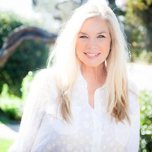 Meet your Posher, Cynthia